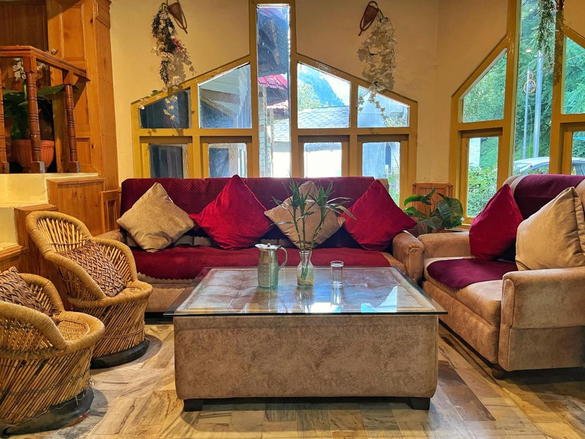 Hotel Anupam By Mid Orchard, Касол Екстериор снимка