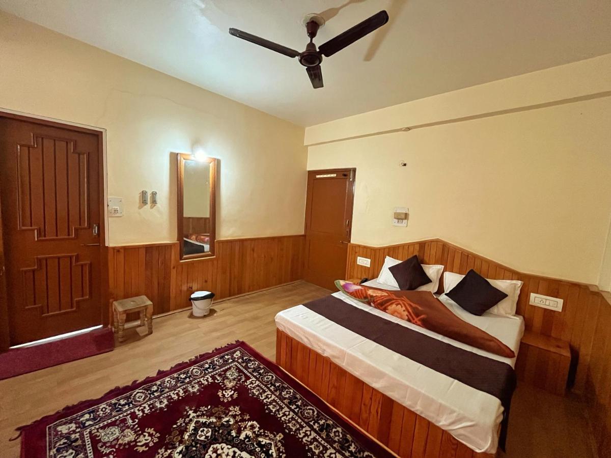 Hotel Anupam By Mid Orchard, Касол Екстериор снимка